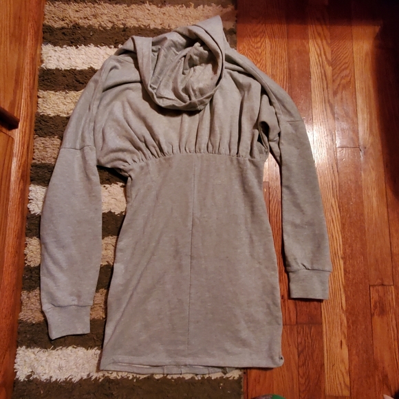 Two Long Sweatshirts - Picture 2 of 12